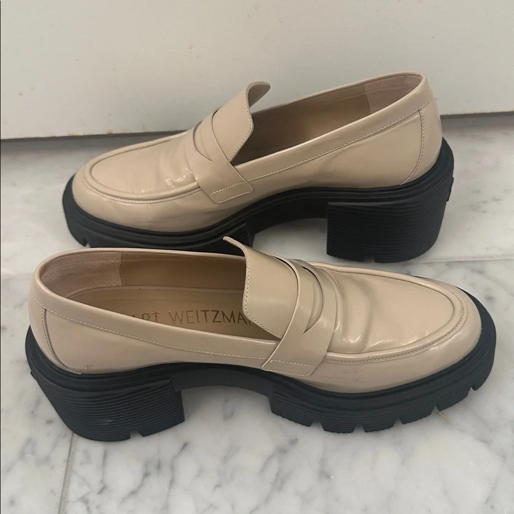 Stuart Weitzman Soho Platform Loafer, Cream Patent, Size 7 - Picture 5 of 8